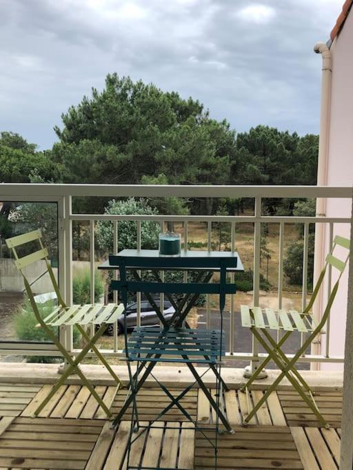 Le Petit Cote Ouest - Appt Dans Les Pins Pres De La Plage Ле-Сабль-д'Олонн Екстер'єр фото